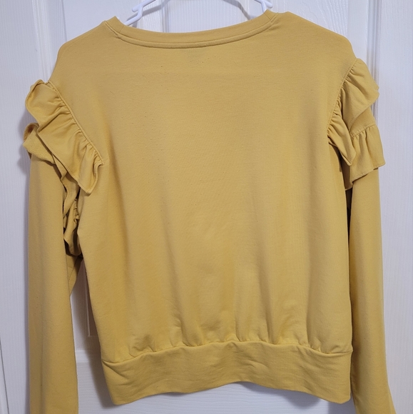 Ruffle Top - Picture 2 of 3